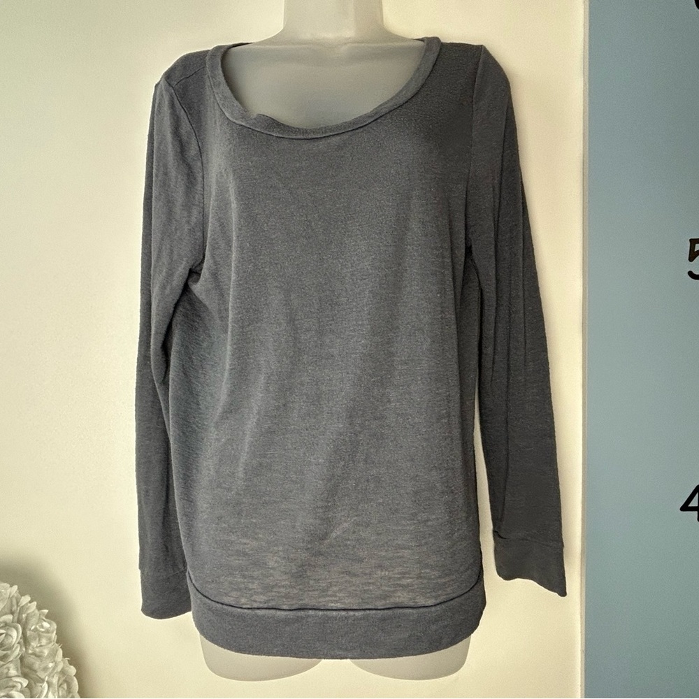 Victoria’s‎ Secret Gray Pajama Top Medium